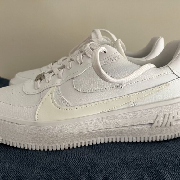 Women's  Nike Airforce 1 White Platform Size 10 - Picture 4 of 4
